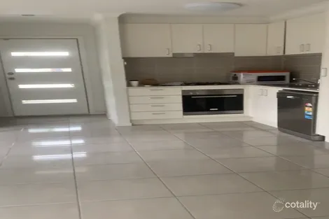 Property photo of 5 Serpentine Close Fitzgibbon QLD 4018