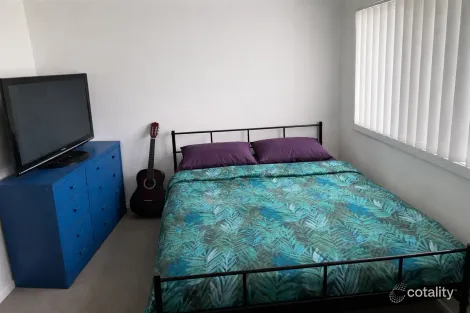 Property photo of 5 Serpentine Close Fitzgibbon QLD 4018