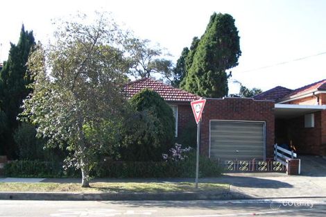 Property photo of 34 Universal Street Eastlakes NSW 2018