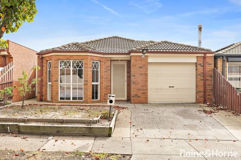 Property photo of 6 Madeira Court Roxburgh Park VIC 3064