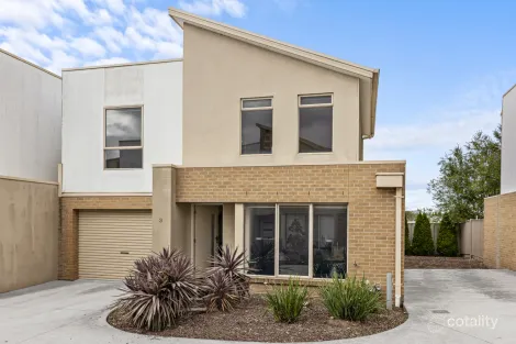 Property photo of 3/1015A Gregory Street Lake Wendouree VIC 3350