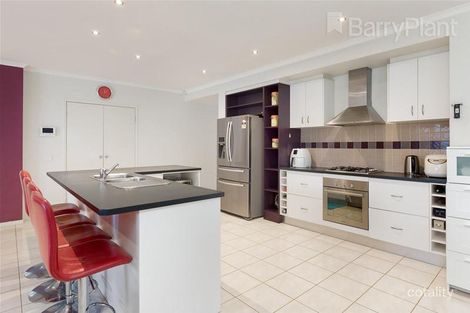 Property photo of 9 Gianluca Avenue Keysborough VIC 3173