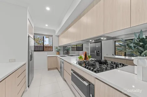 Property photo of 50 Board Street Deagon QLD 4017