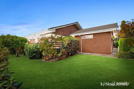 Property photo of 4 North Link Chirnside Park VIC 3116