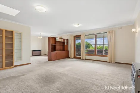 Property photo of 4 North Link Chirnside Park VIC 3116