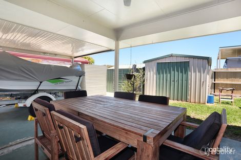 Property photo of 38 Clovelly Place Sandstone Point QLD 4511