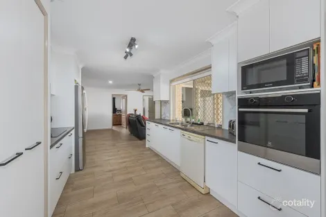 Property photo of 11 Seabiscuit Crescent Kallangur QLD 4503