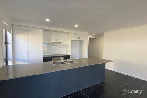 Property photo of 7 Redding Street Cranbourne East VIC 3977