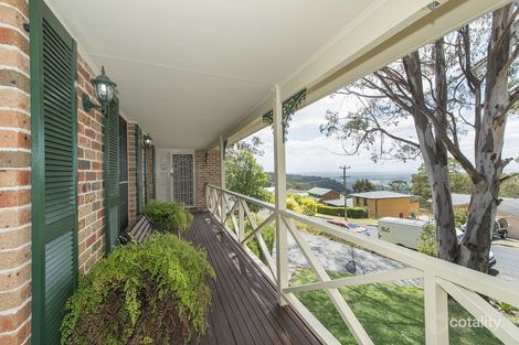 Property photo of 8 Roberts Parade Hawkesbury Heights NSW 2777