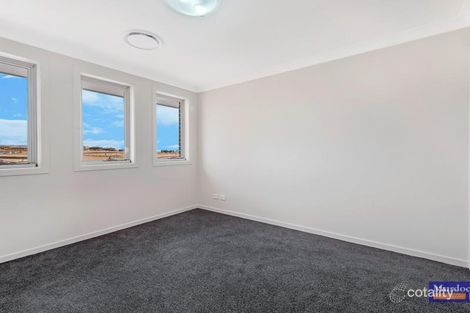 Property photo of 8 Braeside Crescent The Ponds NSW 2769
