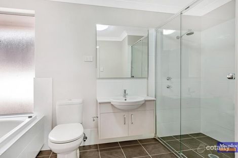 Property photo of 8 Braeside Crescent The Ponds NSW 2769