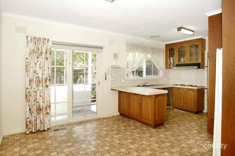 Property photo of 2/62 Blackburn Road Blackburn VIC 3130