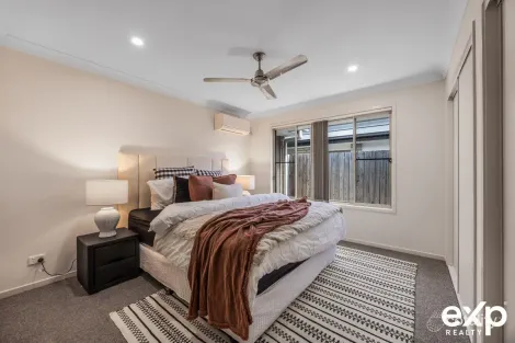 Property photo of 60 Milbrook Crescent Pimpama QLD 4209