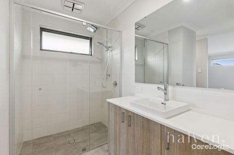 Property photo of 6 Cedarleaf Grange Dayton WA 6055