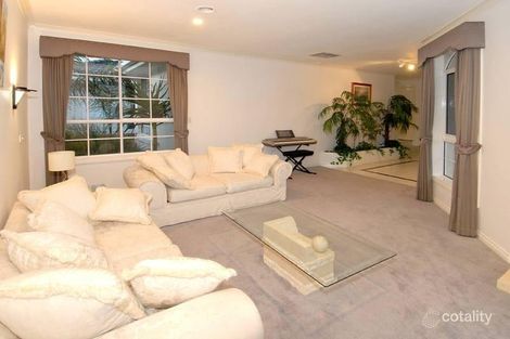 Property photo of 4 Birchmore Court Taylors Lakes VIC 3038