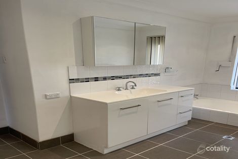 Property photo of 4 Ellara Court Alexander Heights WA 6064