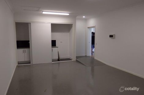 4 Appian Way, Loganlea, QLD 4131