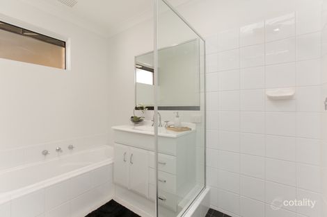 Property photo of 2/19 Fionn Court Ardross WA 6153