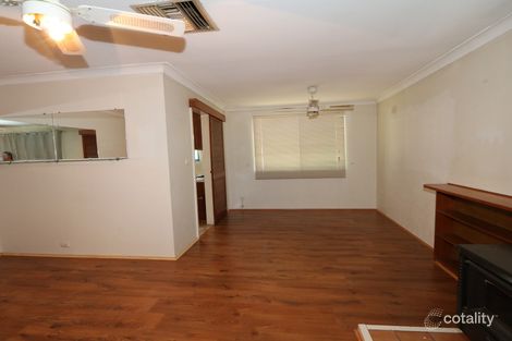 Property photo of 24 Lonergan Place East Wagga Wagga NSW 2650