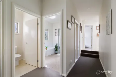 Property photo of 24 Laughtons Road Kalimna VIC 3909