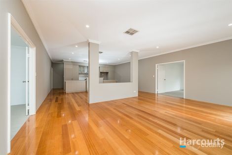 Property photo of 43 Labianca Vista Carramar WA 6031