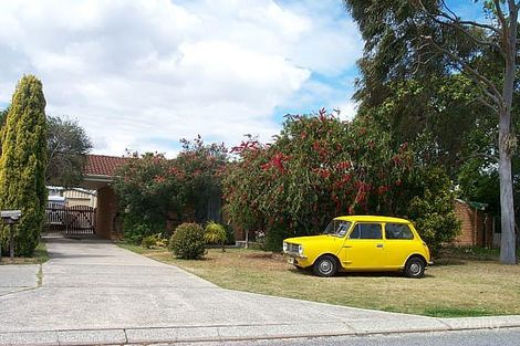 Property photo of 8 Stansted Crescent Marangaroo WA 6064