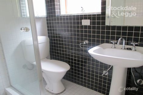 2/34 Lillimur Rd, Ormond, VIC 3204