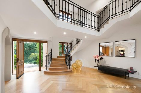 Property photo of 2 Wildflower Court Warrandyte VIC 3113