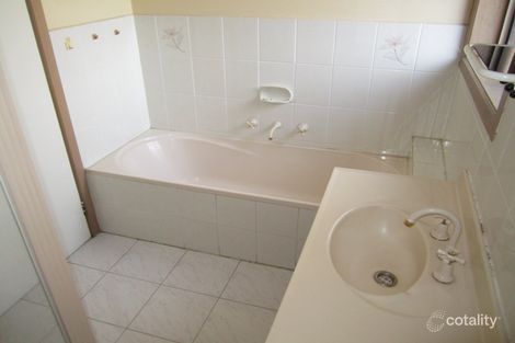 2/51 Eleebana Ave, Hughesdale, VIC 3166