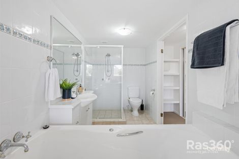 Property photo of 33/82-86 Limetree Parade Runaway Bay QLD 4216