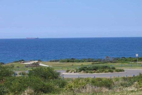 Property photo of 142 Caves Beach Road Caves Beach NSW 2281