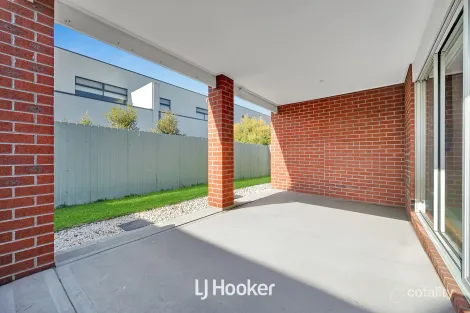 Property photo of 4 Double Delight Drive Beaconsfield VIC 3807