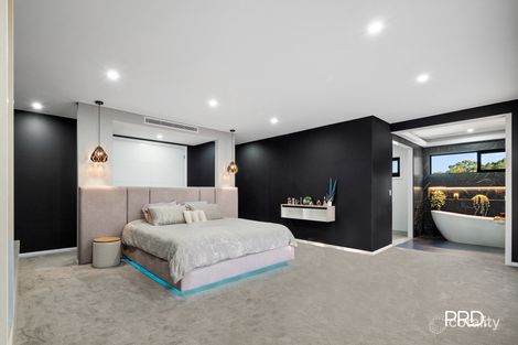 Property photo of 61 Rotorua Road St Clair NSW 2759