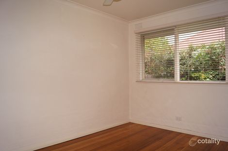 Property photo of 2/74 Bulla Road Strathmore VIC 3041