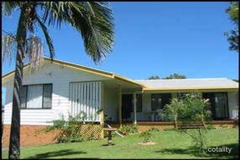 4 Martin Pl, Red Rock, NSW 2456