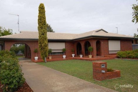206 Burchfield Ave, Deniliquin, NSW 2710