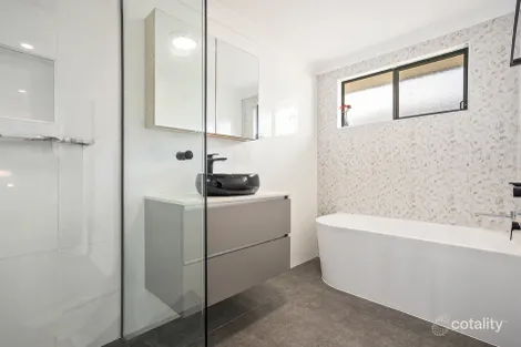 Property photo of 34 Lord Howe Avenue Shell Cove NSW 2529