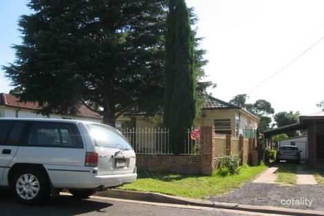 14 Forrest Rd, East Hills, NSW 2213