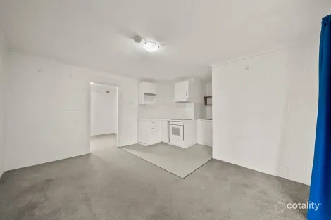 Property photo of 14/10 Waniassa Street Queanbeyan East NSW 2620