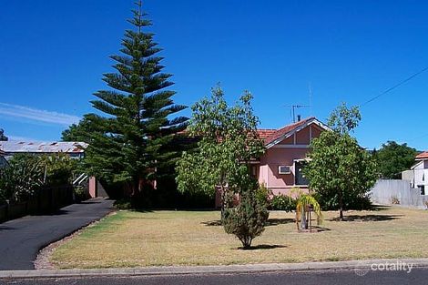 9 Woodward St, Harvey, WA 6220