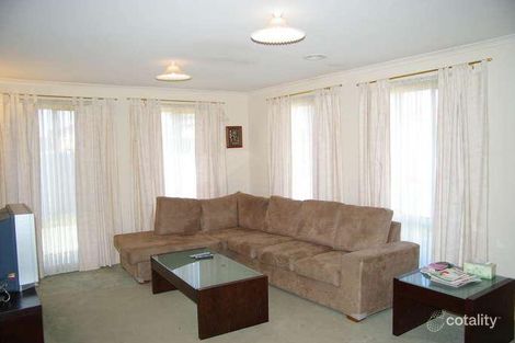 Property photo of 1B Lisburn Way Berwick VIC 3806
