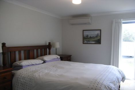 Property photo of 26 Hennessy Street Port Campbell VIC 3269