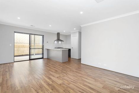Property photo of 30 Kennedy Way Padbury WA 6025