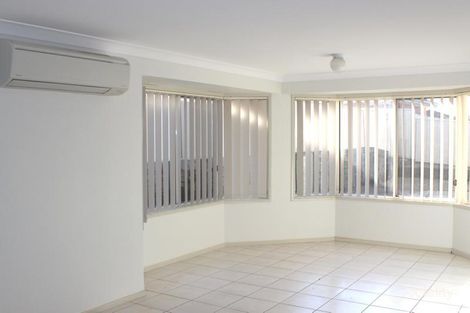 Property photo of 11 Melroy Drive Mount Hutton NSW 2290