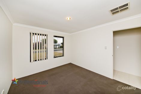 Property photo of 1B Chichester Way Nollamara WA 6061