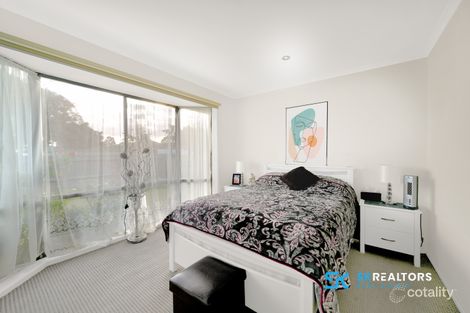 Property photo of 143 Bridgewater Road Craigieburn VIC 3064