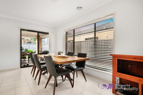 Property photo of 29 Beachside Crescent Point Cook VIC 3030