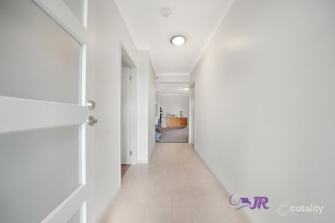 Property photo of 29 Beachside Crescent Point Cook VIC 3030