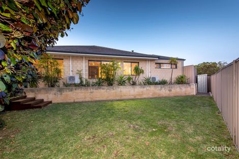 Property photo of 22B Lagoon Place Beldon WA 6027