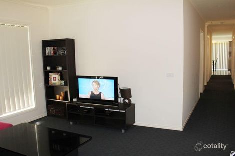 Property photo of 1/103 Army Road Pakenham VIC 3810